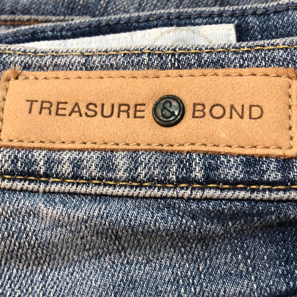 Treasure Bond women’s size 26